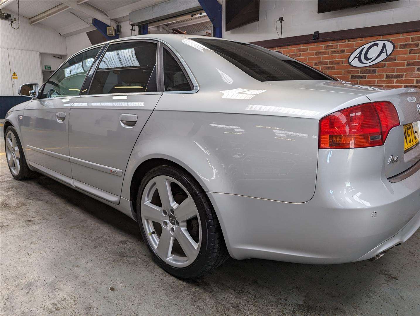 <p>2007 AUDI A4 S LINE TDI 140 AUTO</p>