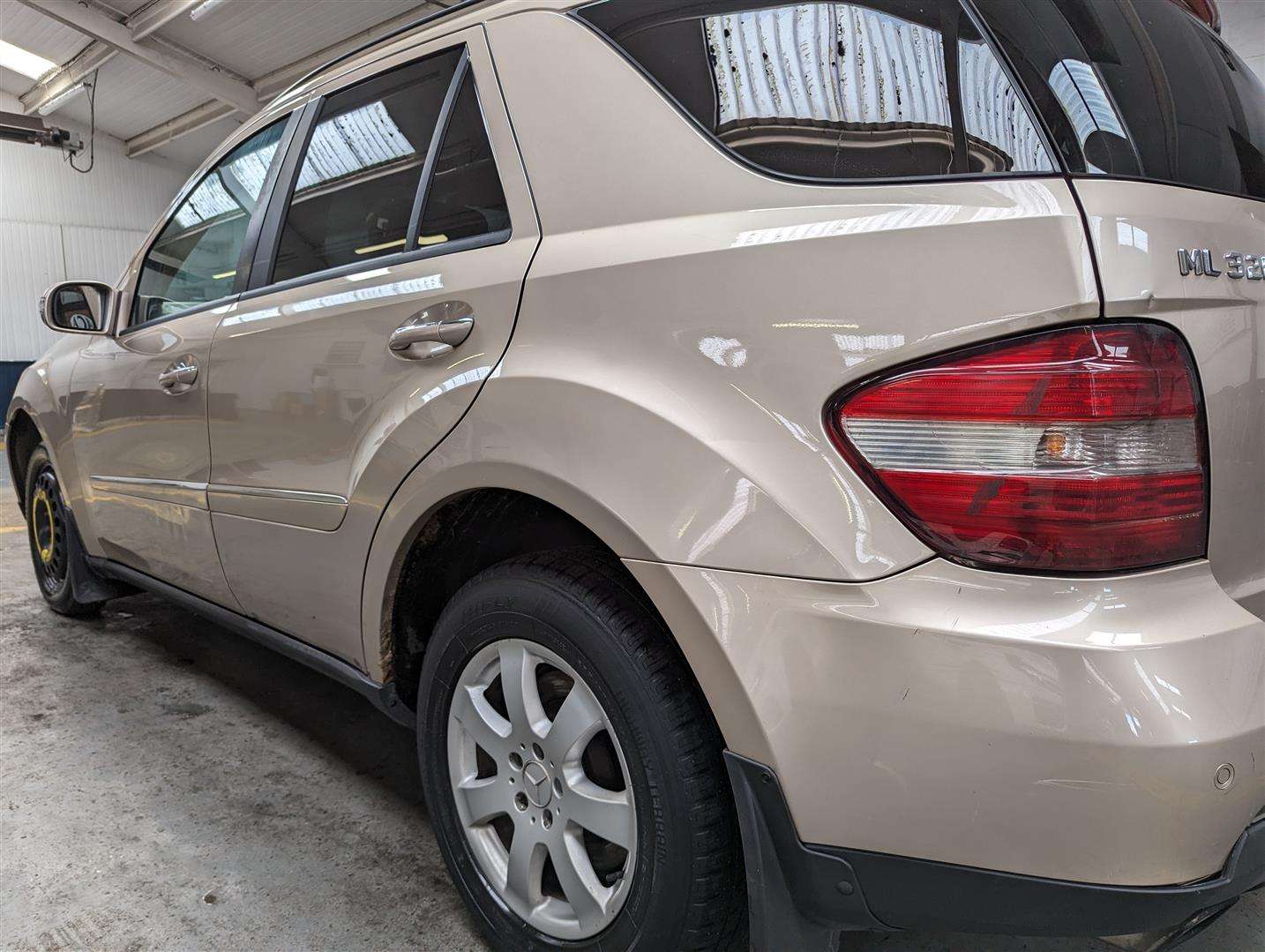 <p>2006 MERCEDES ML 320 CDI SE AUTO</p>