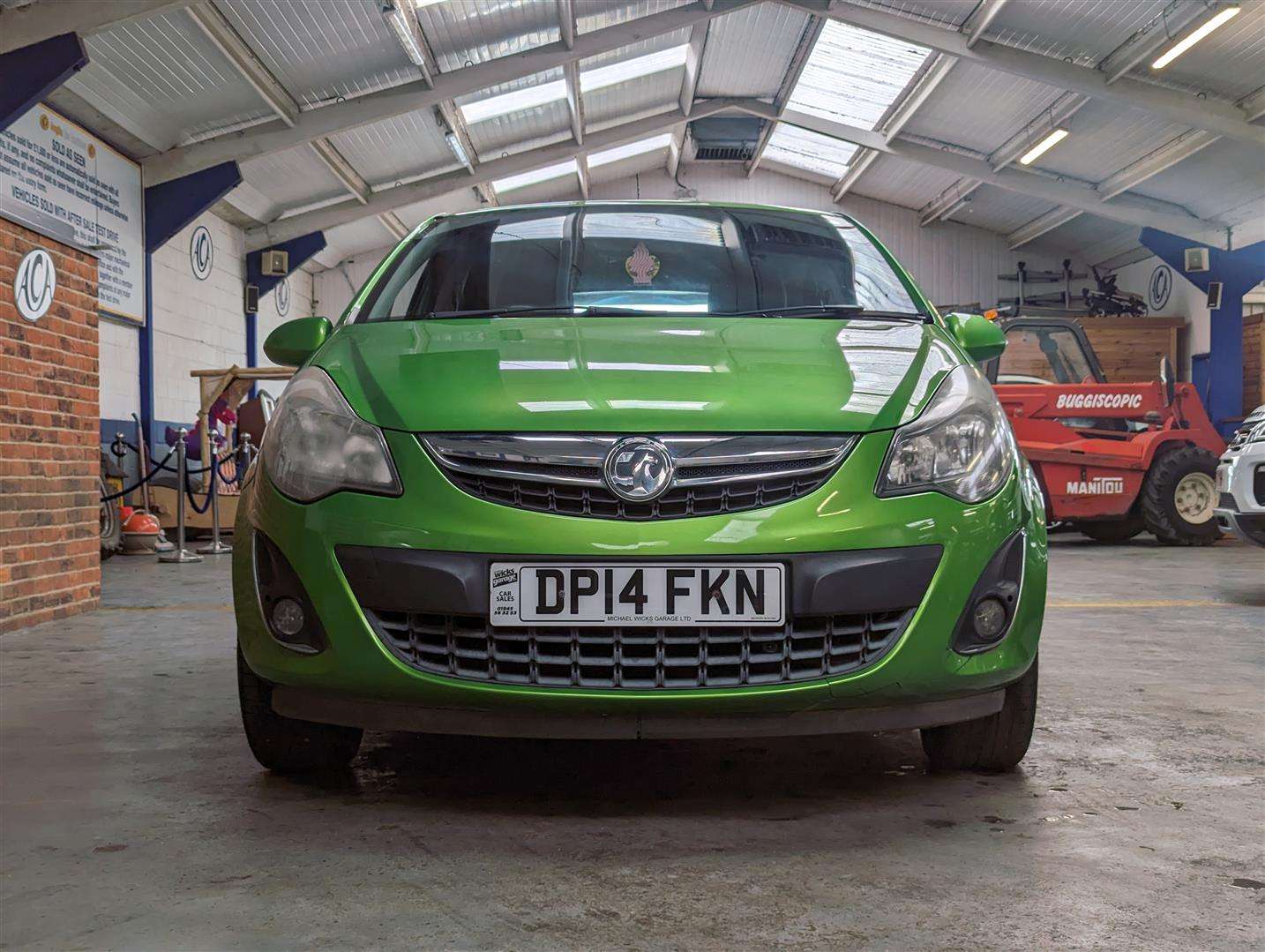 <p>2014 VAUXHALL CORSA SE</p>