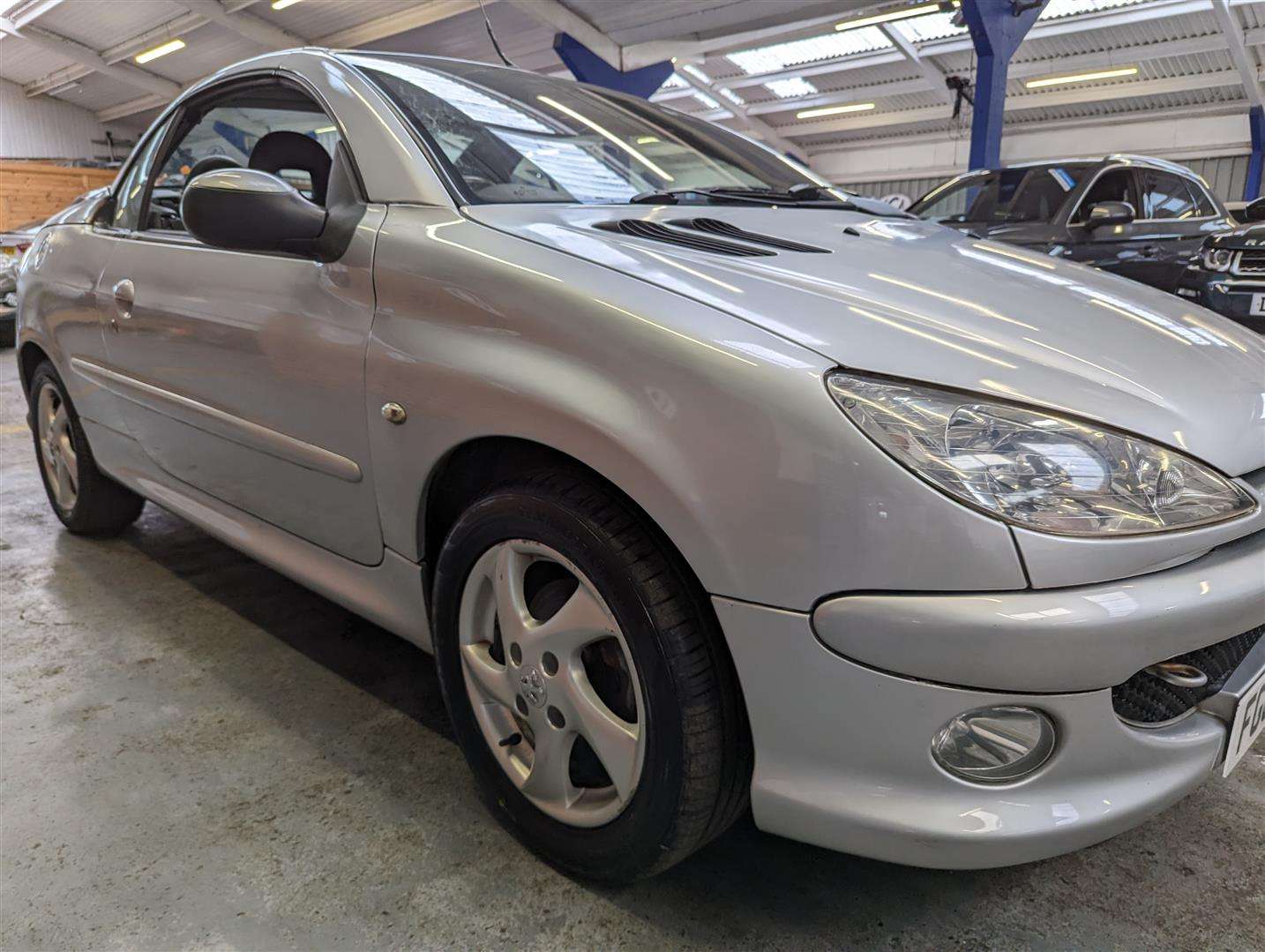 <p>2005 PEUGEOT 206 ALLURE</p>