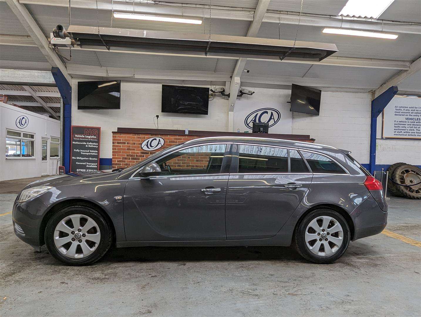 <p>2011 VAUXHALL INSIGNIA SE NAV 128 CDTI</p>