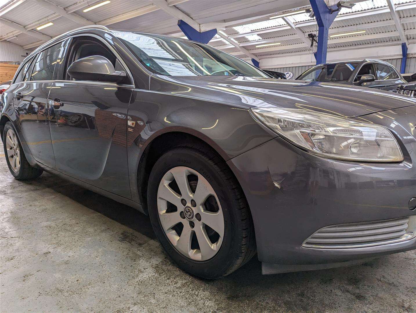 <p>2011 VAUXHALL INSIGNIA SE NAV 128 CDTI</p>