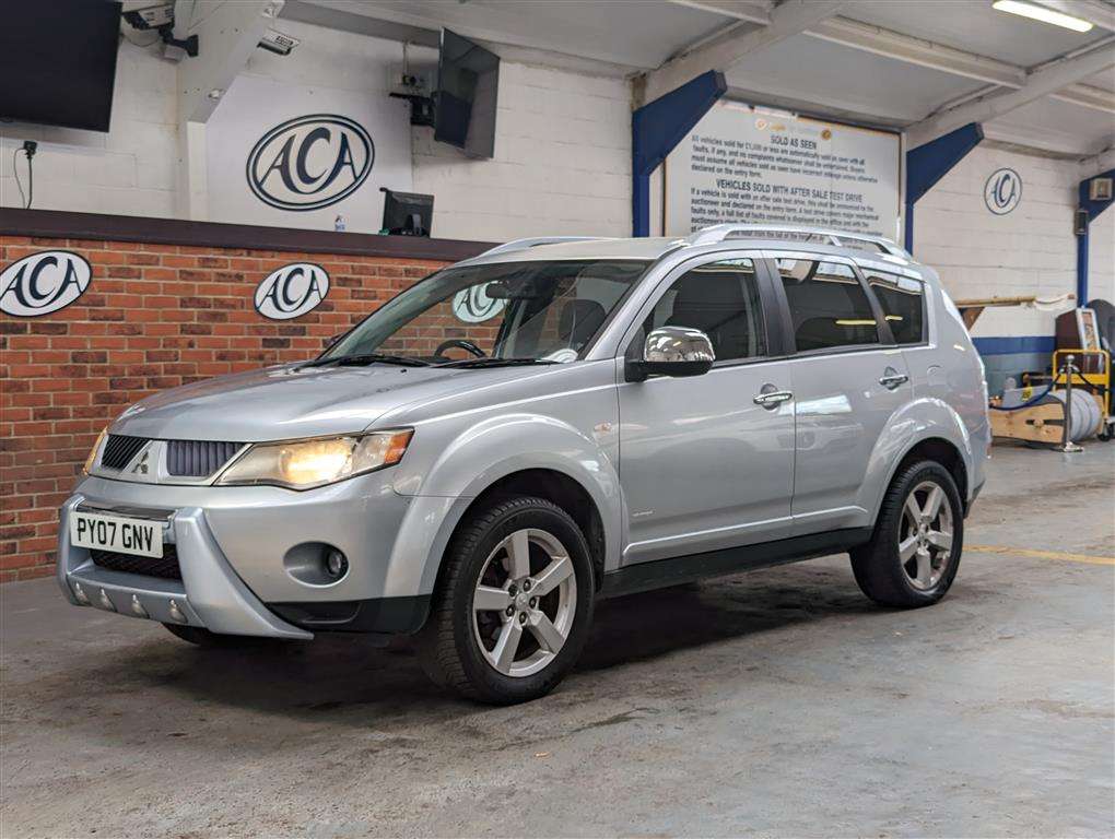 <p>2007 MITSUBISHI OUTLANDER WARRIOR DI-D</p>