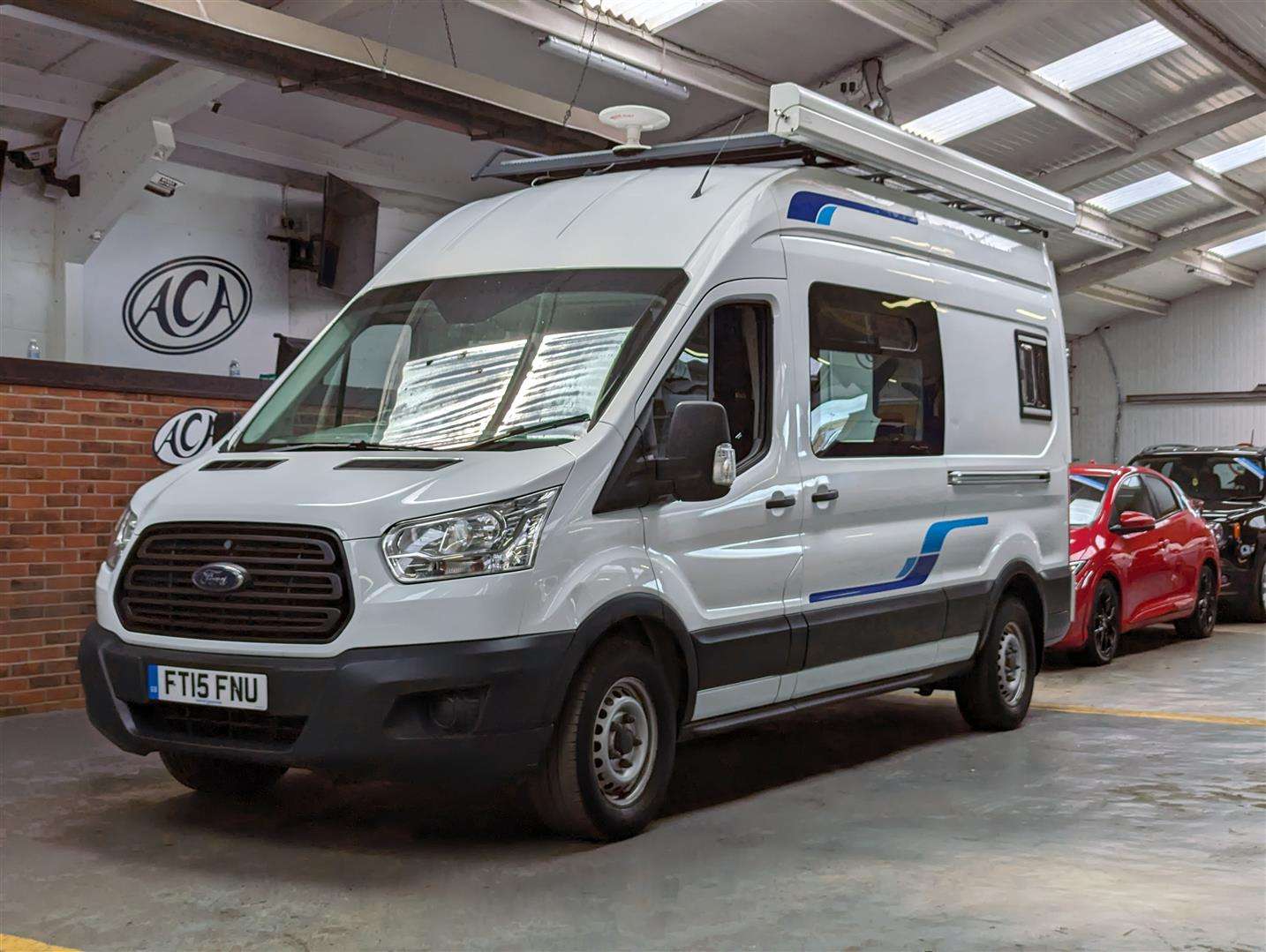 <p>2015 FORD TRANSIT 350 DAY VAN</p>