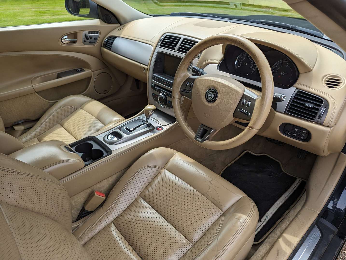 <p>2006 JAGUAR XK AUTO</p>