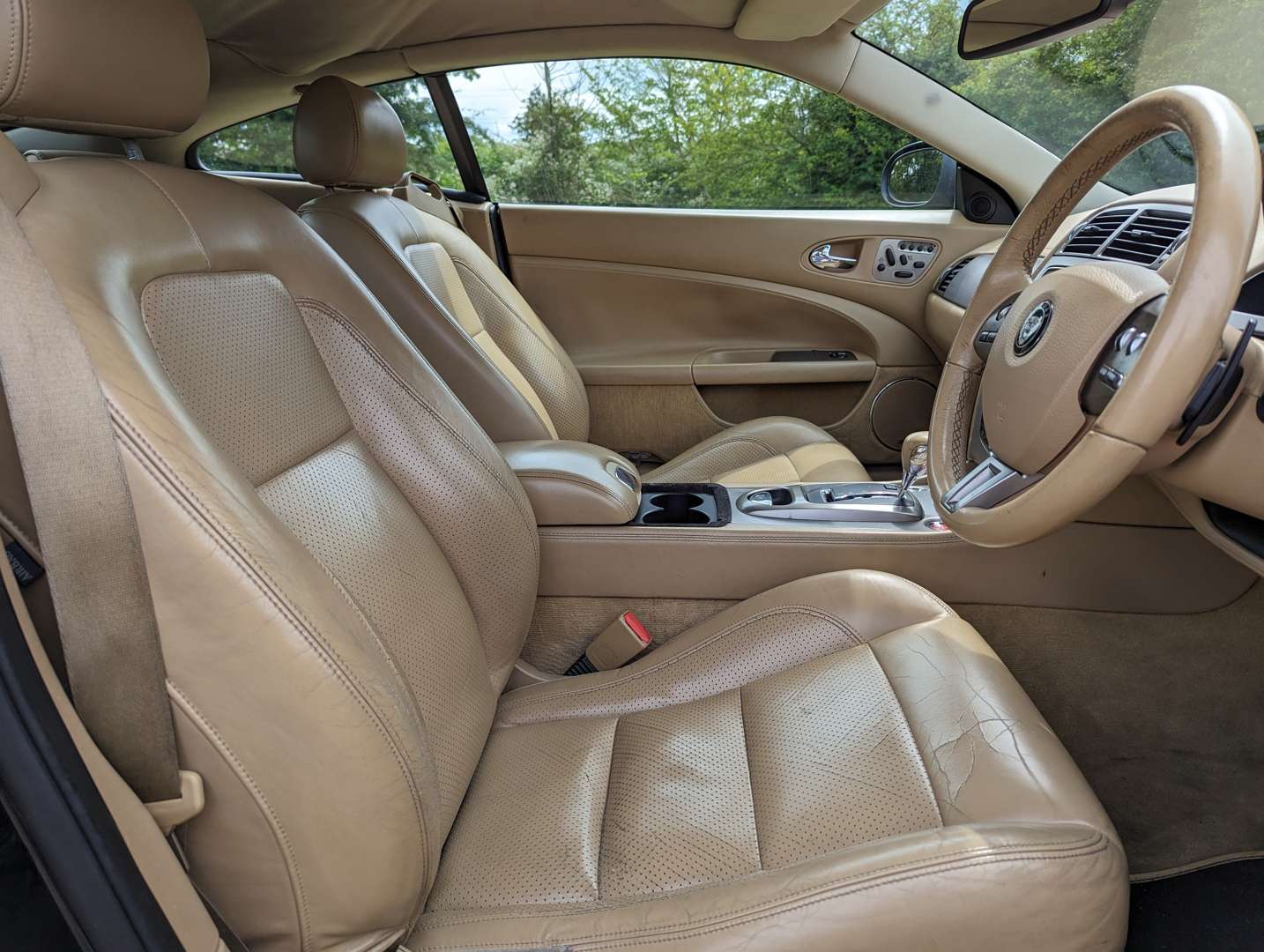 <p>2006 JAGUAR XK AUTO</p>