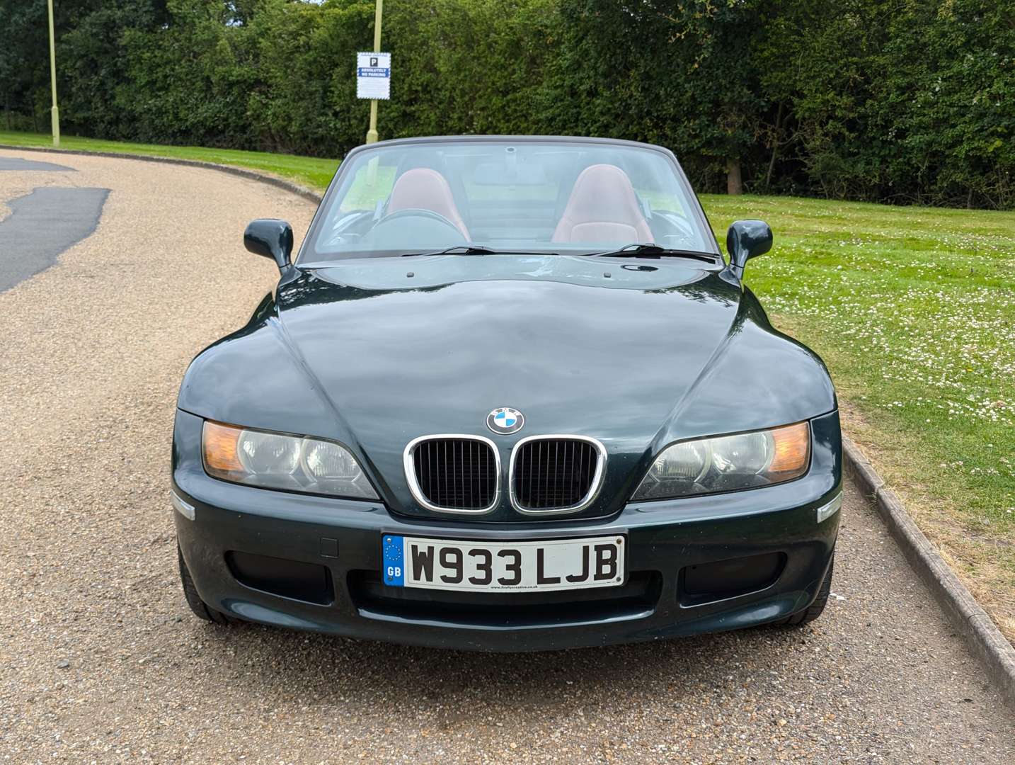 <p>2000 BMW Z3</p>