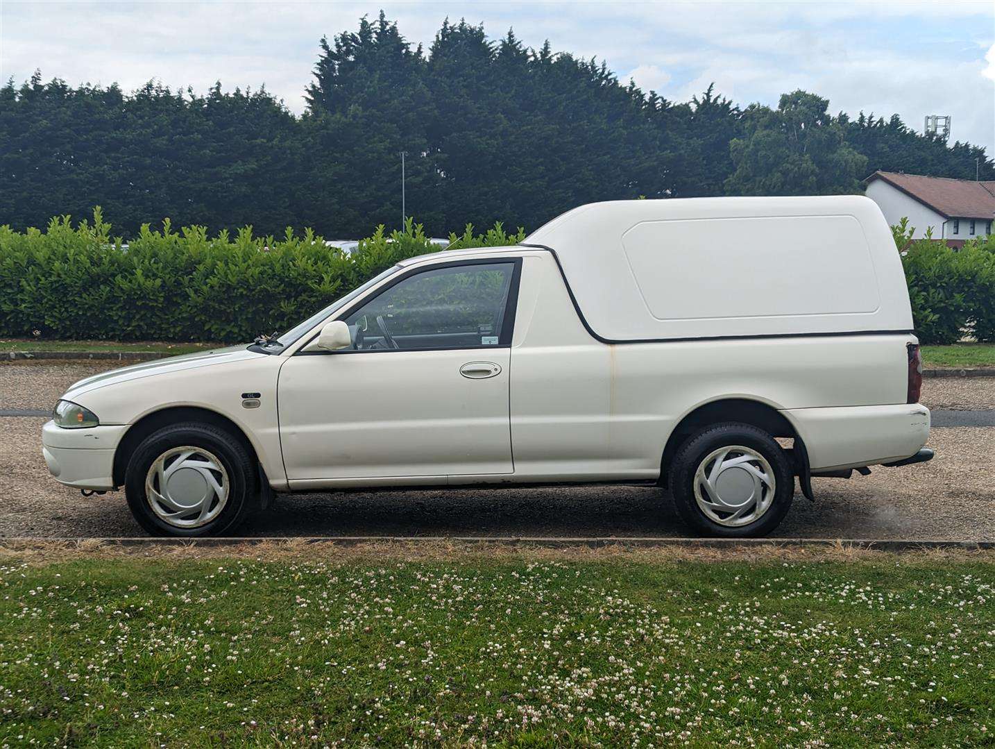 <p>2005 PROTON JUMBUCK GL</p>