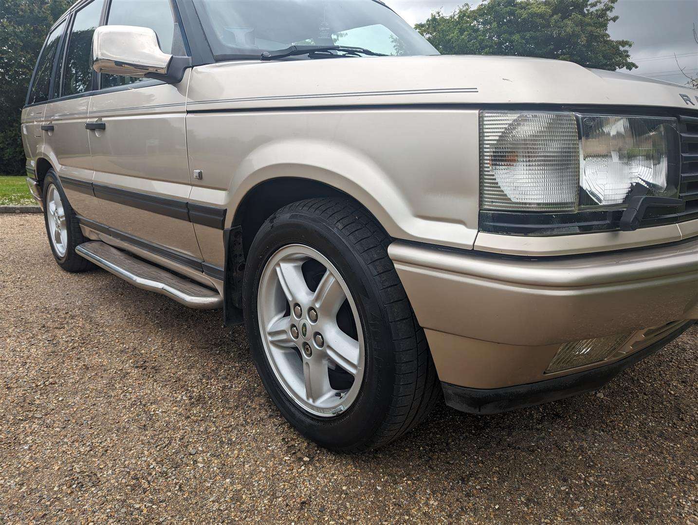 <p>1999 LAND ROVER RANGE ROVER HSE AUTO</p>