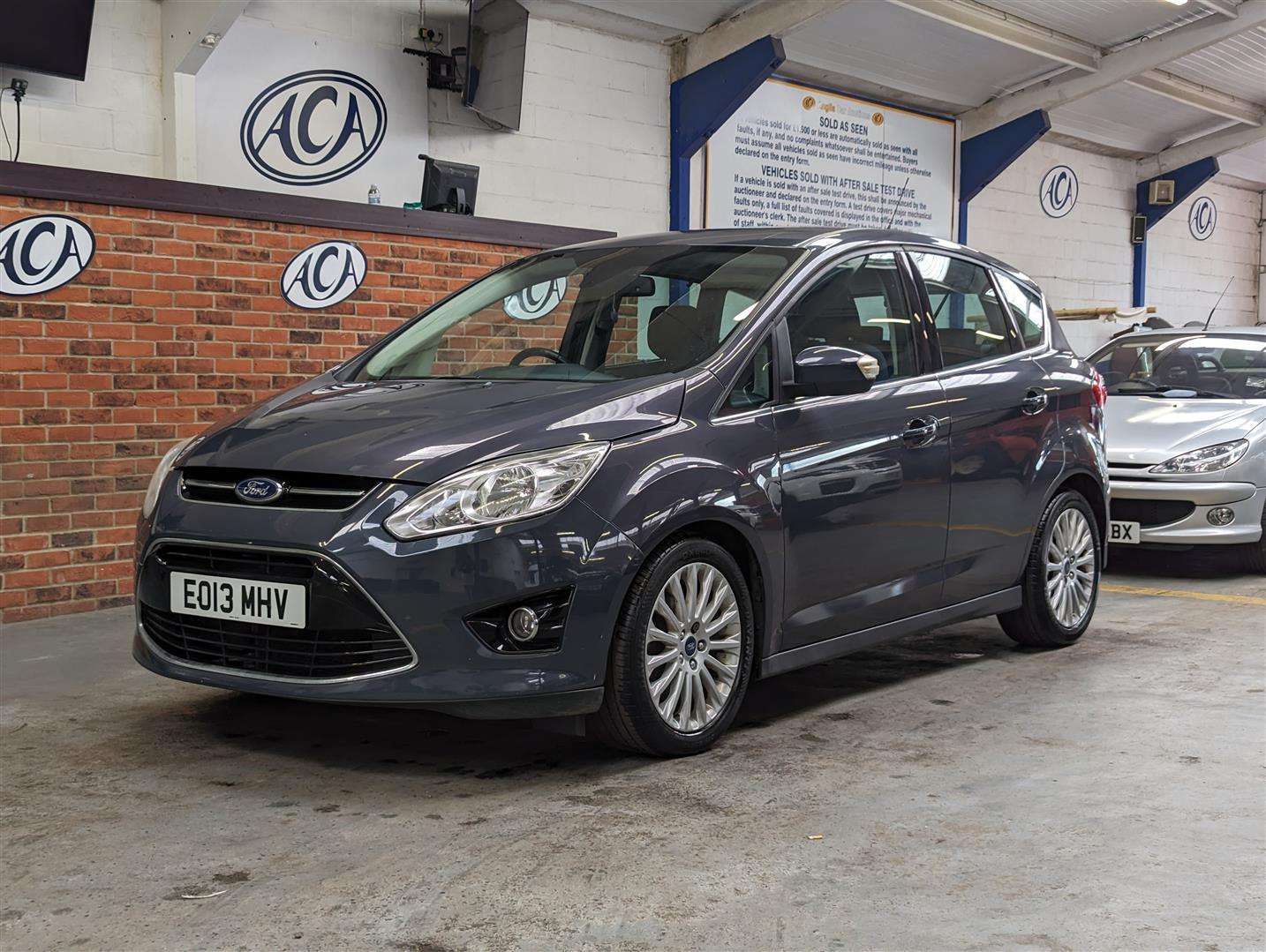 <p>2013 FORD C-MAX TITANIUM TURBO</p>