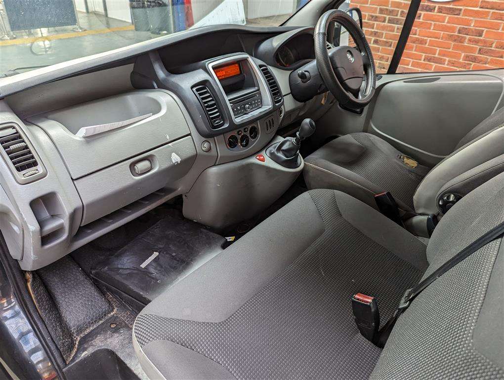 <p>2011 VAUXHALL VIVARO 2700 SPORTIVE CDTI</p>