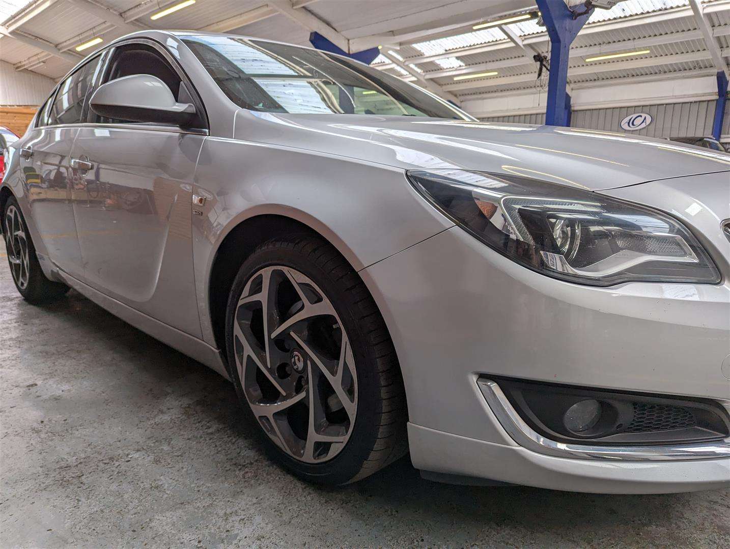 <p>2015 VAUXHALL INSIGNIA SRI NAV VX-LINE</p>