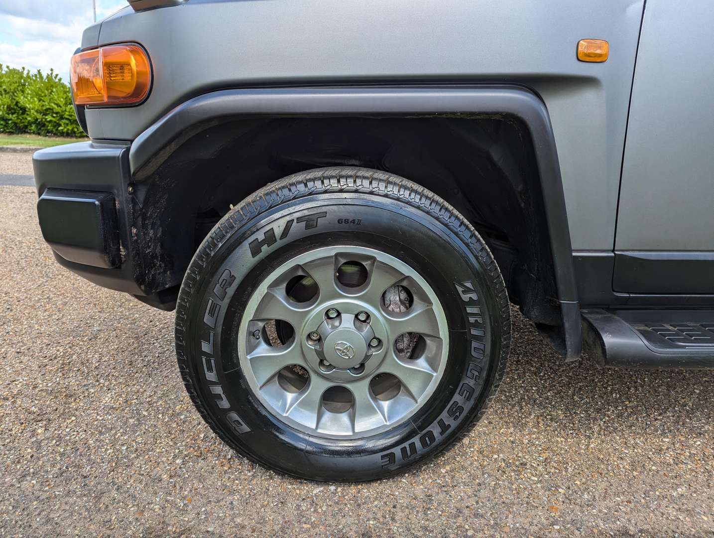 <p>2013 TOYOTA FJ CRUISER</p>