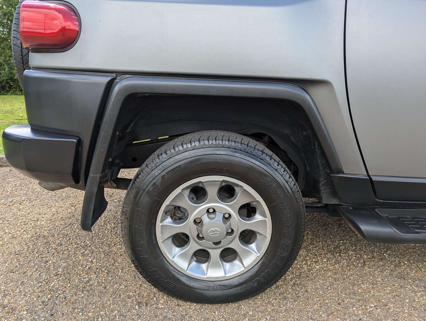 <p>2013 TOYOTA FJ CRUISER</p>