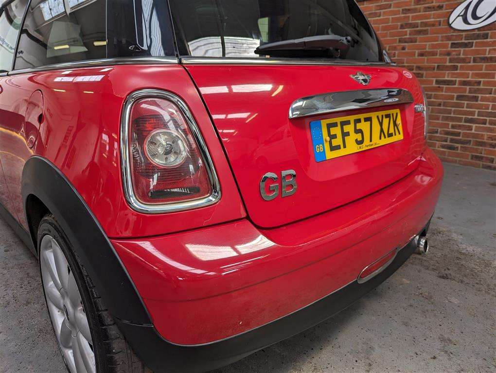 <p>2007 MINI COOPER D</p>