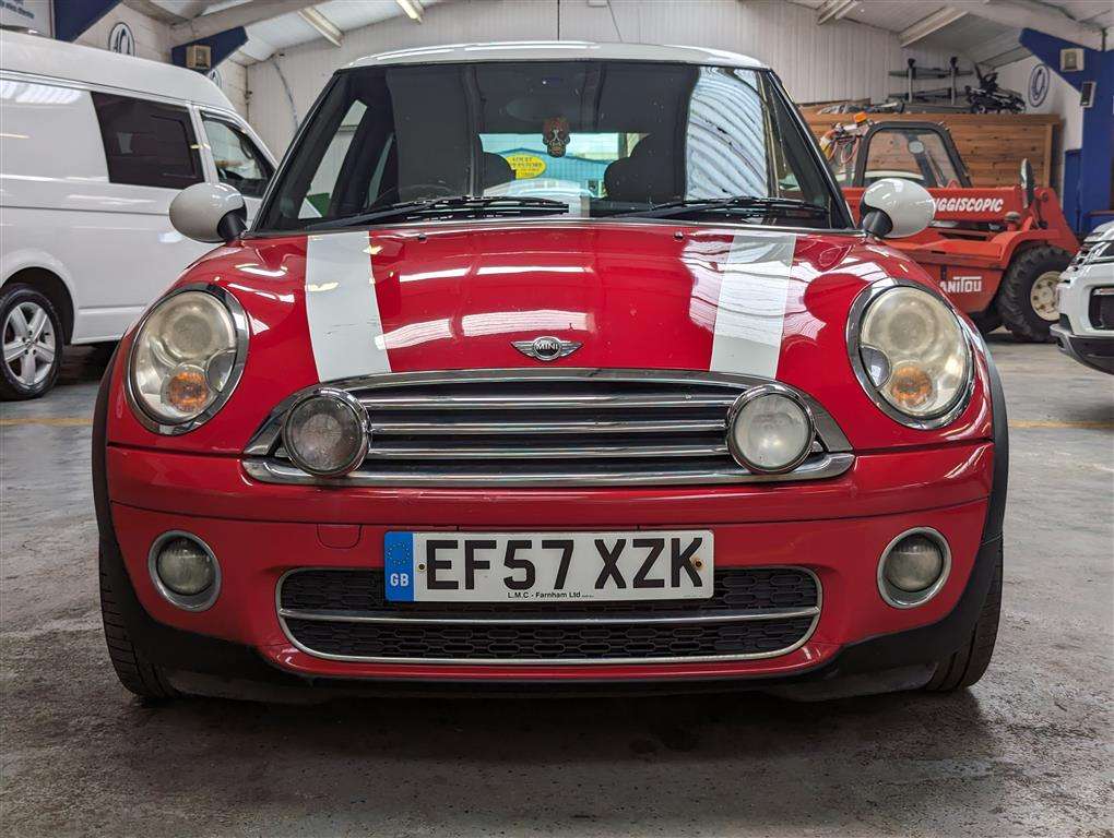 <p>2007 MINI COOPER D</p>