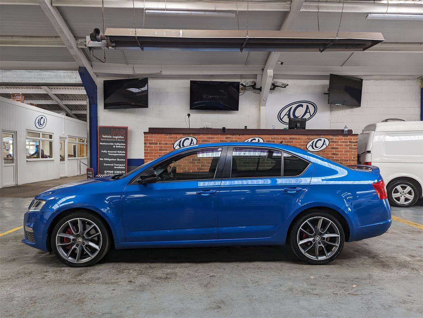 <p>2014 SKODA OCTAVIA VRS TDI CR</p>