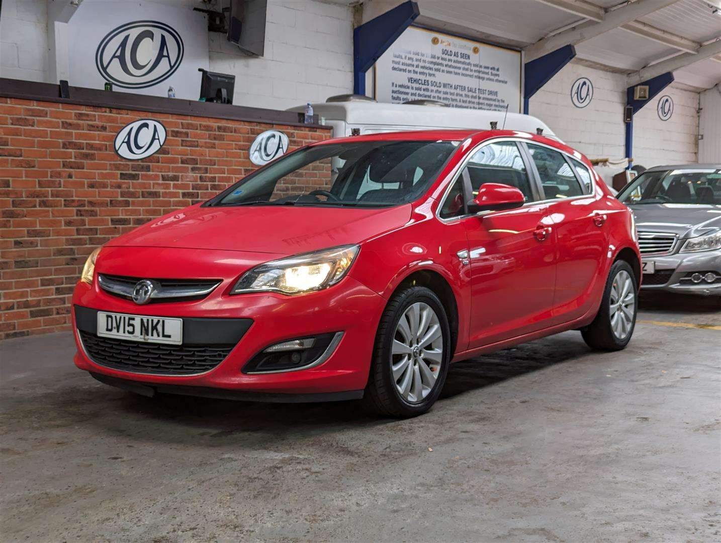 <p>2015 VAUXHALL ASTRA ELITE</p>