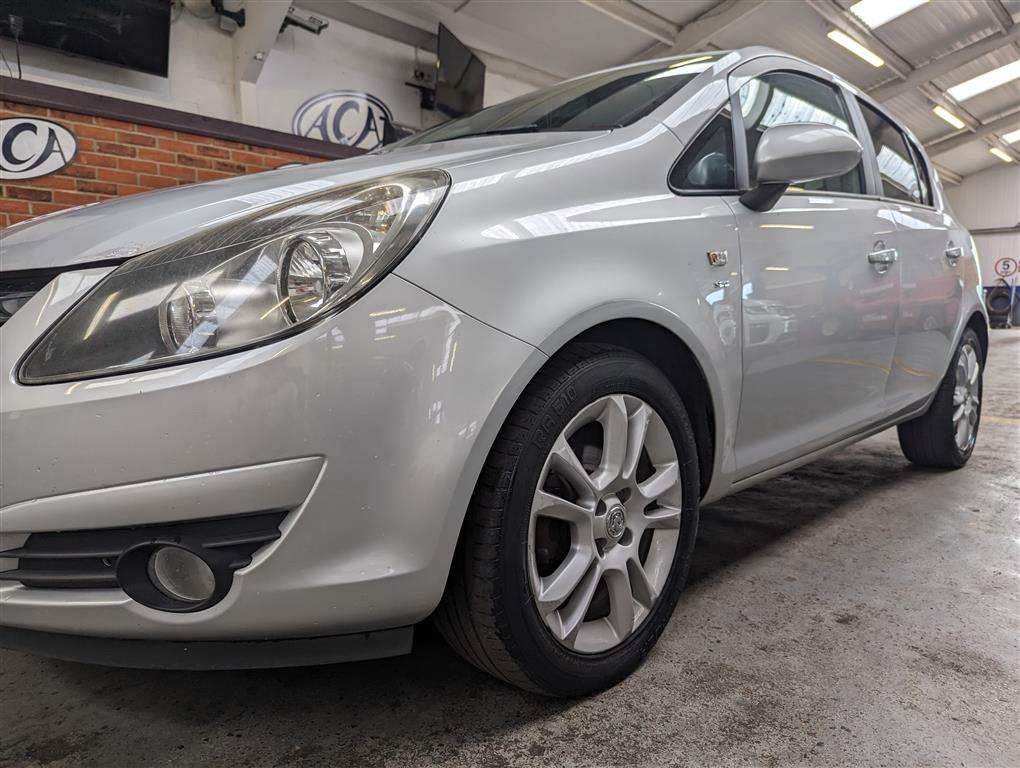 <p>2010 VAUXHALL CORSA SXI</p>