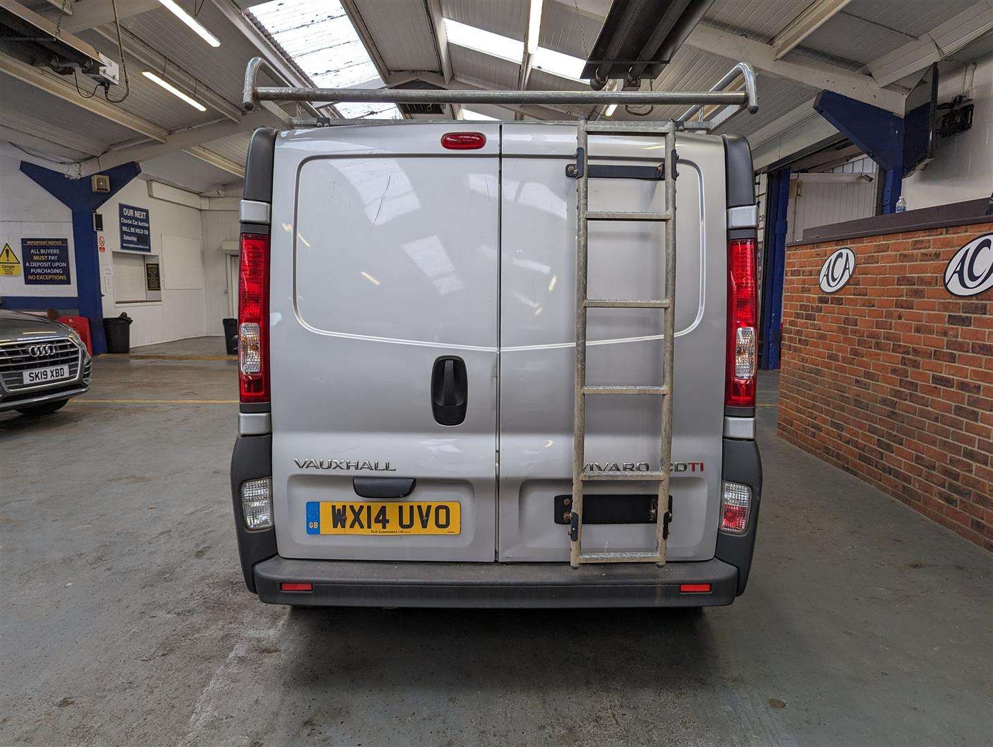 <p>2014 VAUXHALL VIVARO 2900 CDTI LWB</p>