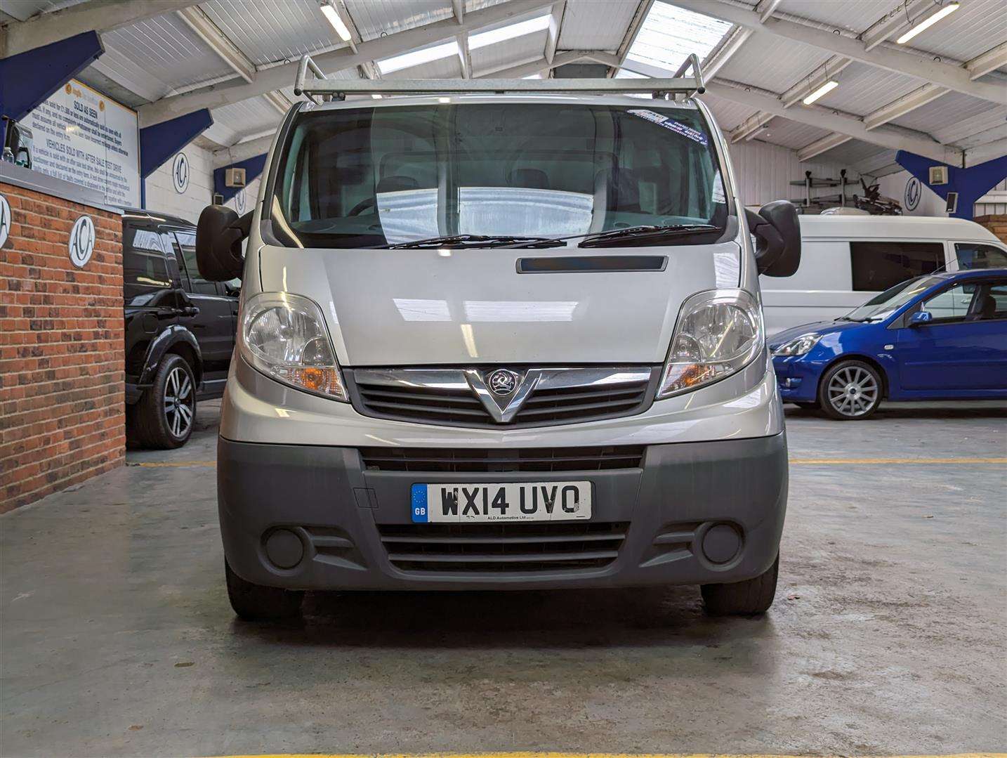 <p>2014 VAUXHALL VIVARO 2900 CDTI LWB</p>