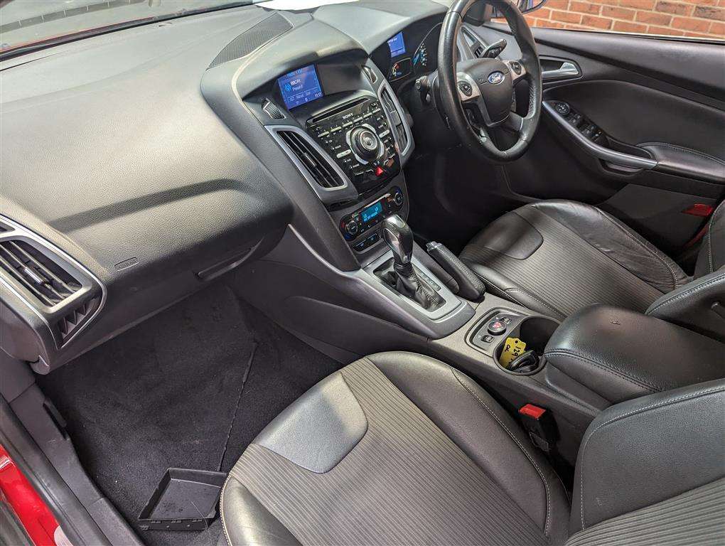 <p>2012 FORD FOCUS TITANIUM X TDCI AUT</p>