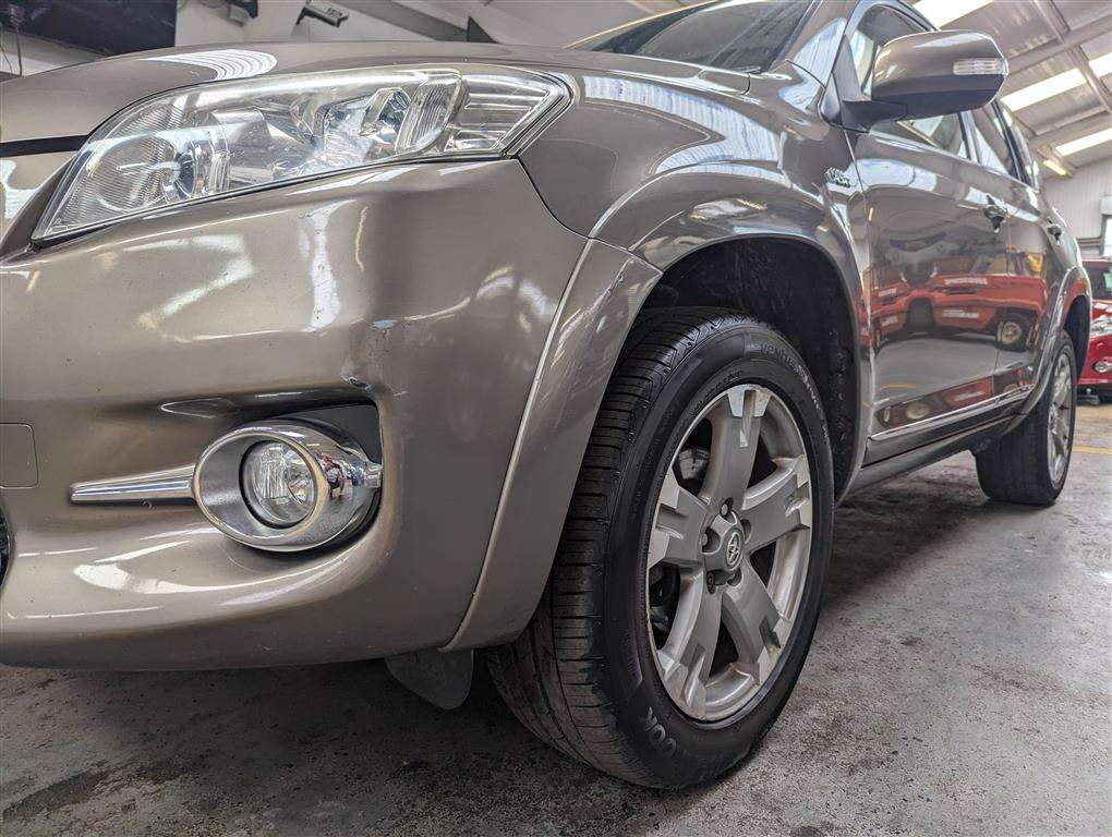 <p>2011 TOYOTA RAV4 SR D-CAT AUTO</p>