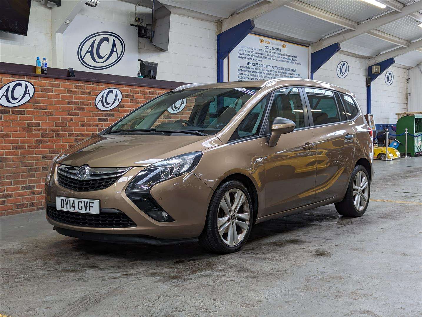 <p>2014 VAUXHALL ZAFIRA TOURER SRI CDTI</p>