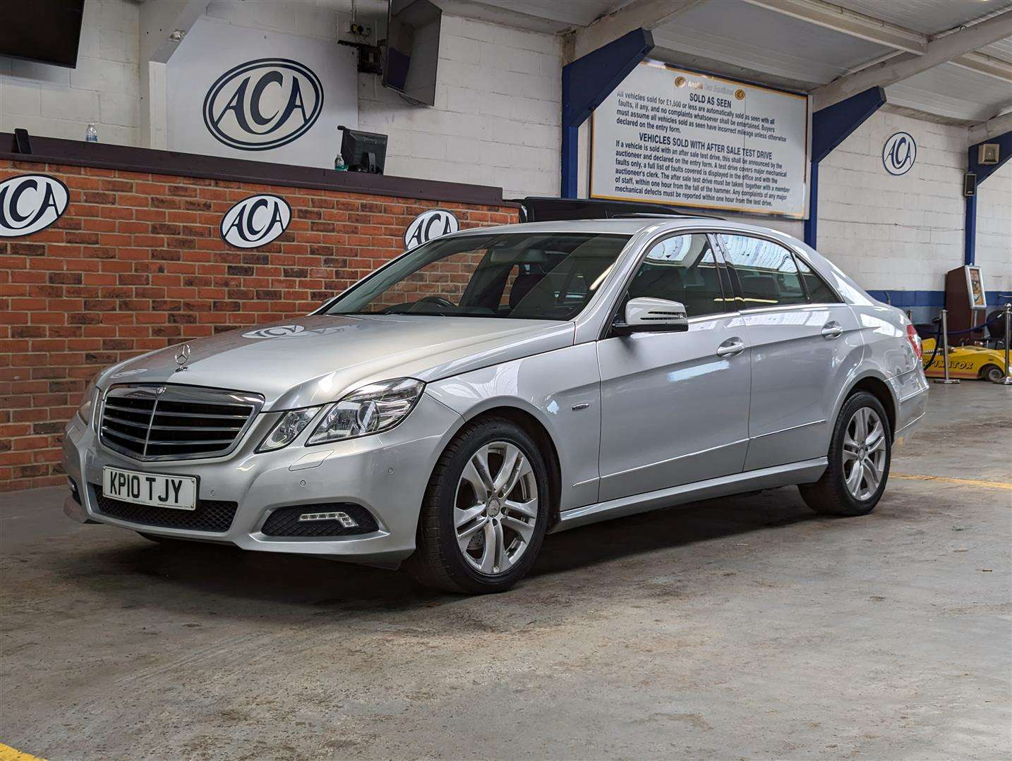 <p>2010 MERCEDES-BENZ E250 BLUE-CY AGARDE CDI AUTO</p>