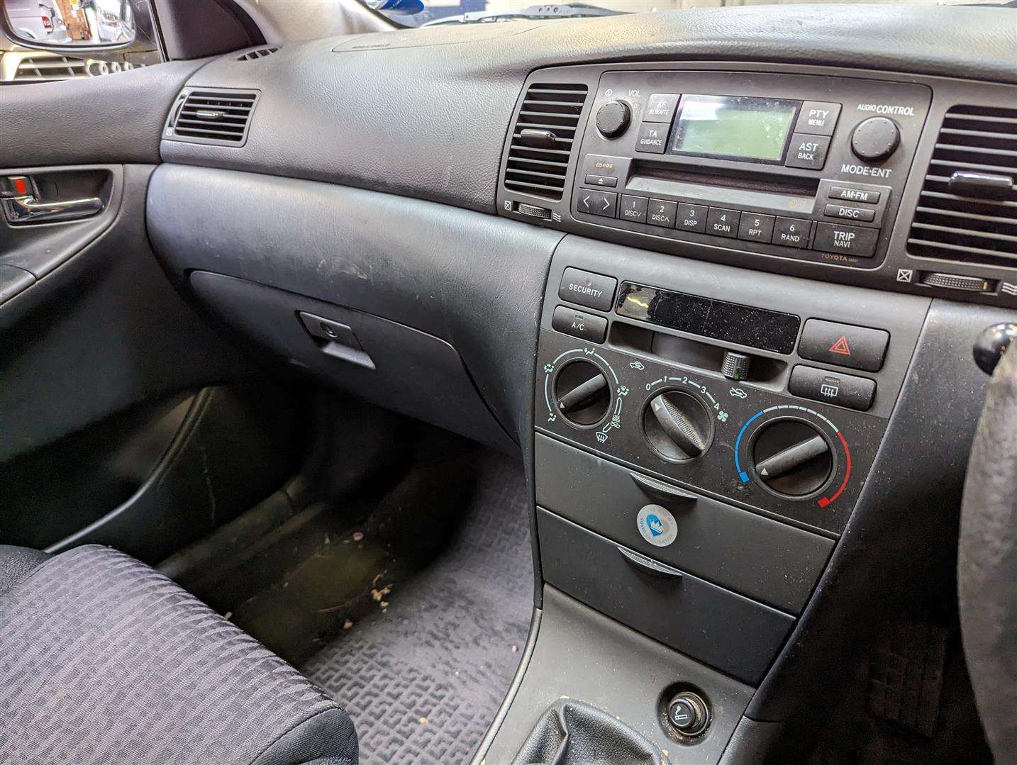 <p>2004 TOYOTA COROLLA COLOUR COL-N VVTI</p>