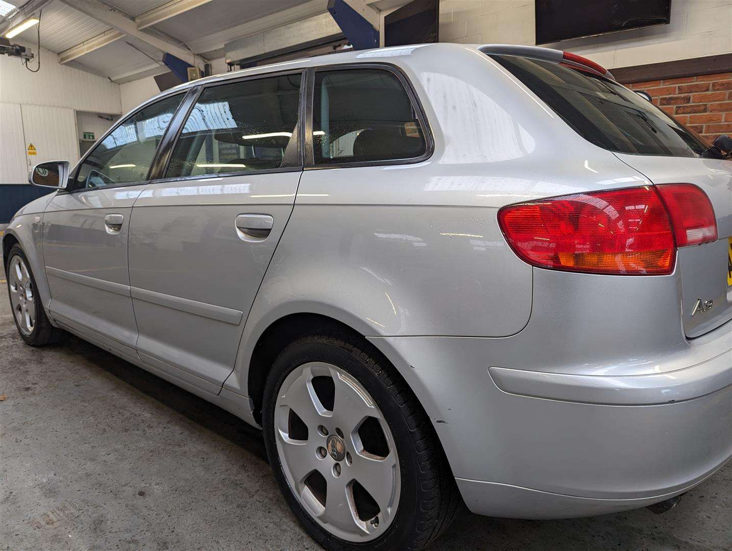 <p>2005 AUDI A3 SPORT TDI</p>