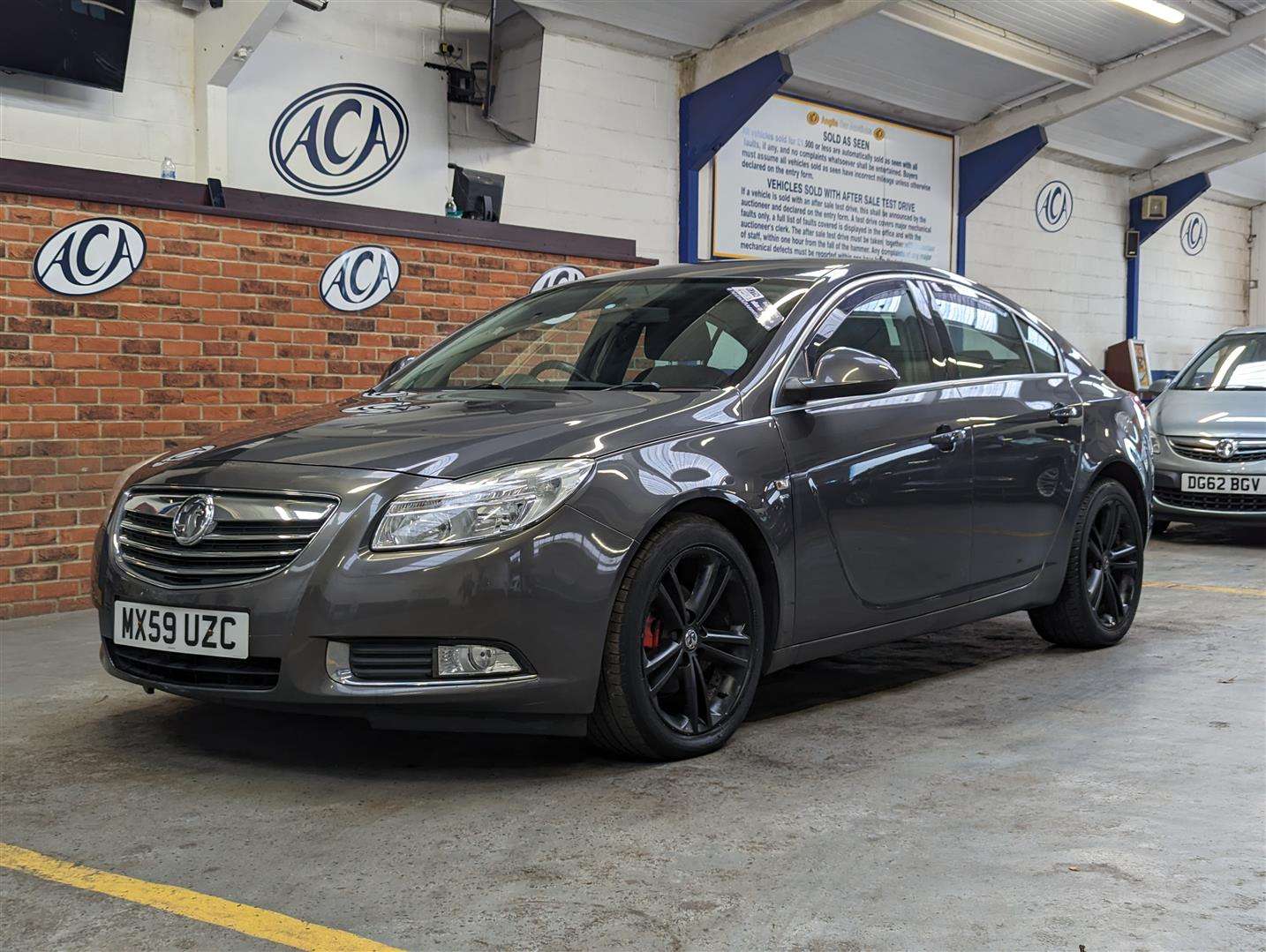 <p>2010 VAUXHALL INSIGNIA SRI 160 CDTI</p>