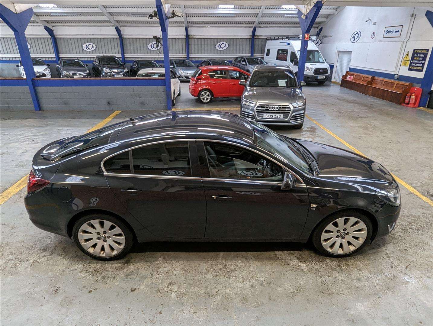 <p>2015 VAUXHALL INSIGNIA ELITE NAV CDTI A</p>