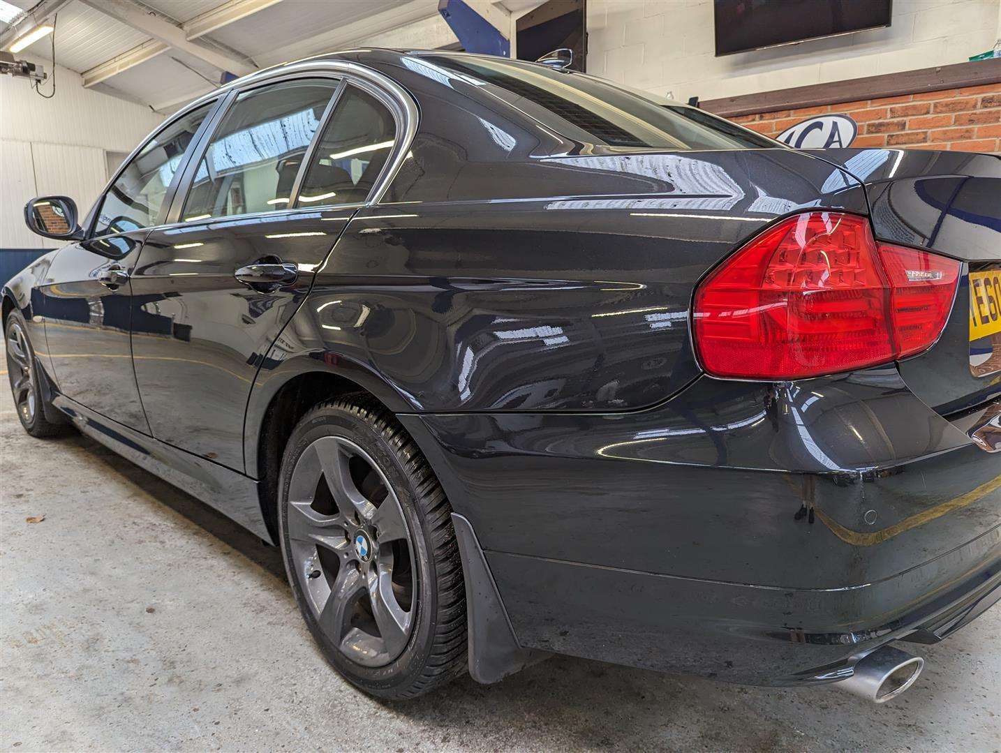 <p>2011 BMW 320D EXCLUSIVE EDITION AU</p>