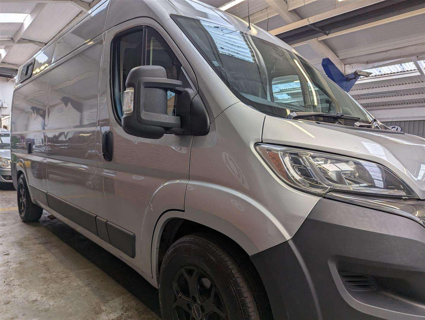 <p>2016 CITROEN RELAY 35 L3H2 ENTERPRISE DAY VAN</p>