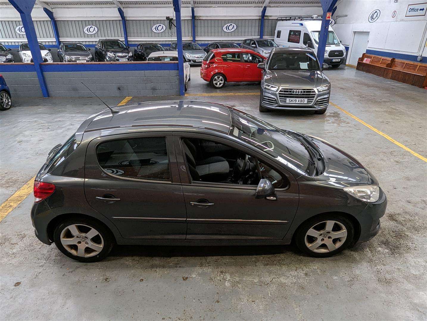 <p>2009 PEUGEOT 207 SPORT HDI 90</p>