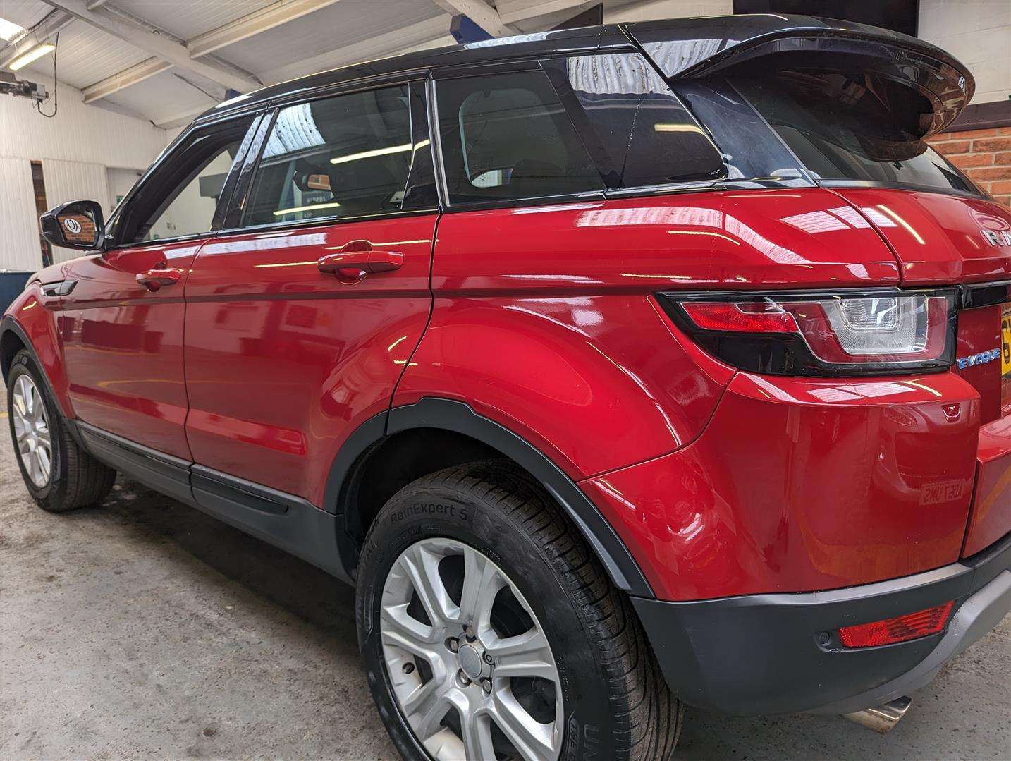 <p>2016 LAND ROVER RANGE ROVER EVOQUE SE TEC</p>