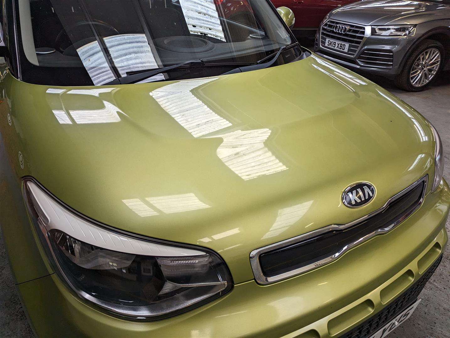 <p>2014 KIA SOUL CONNECT + CRDI</p>