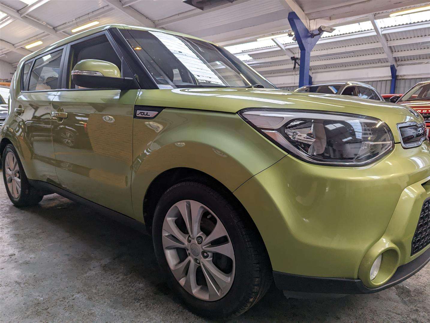 <p>2014 KIA SOUL CONNECT + CRDI</p>