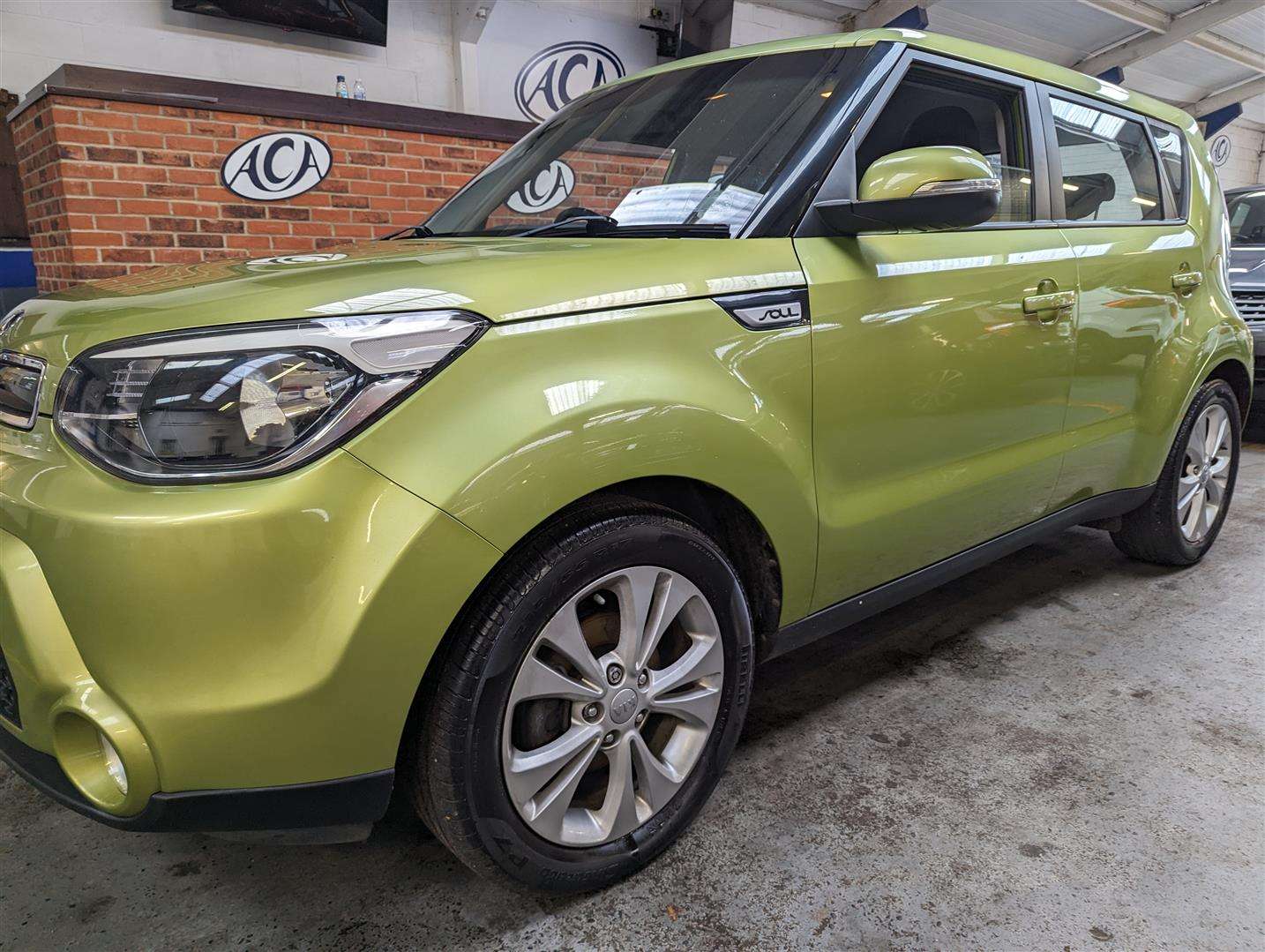 <p>2014 KIA SOUL CONNECT + CRDI</p>