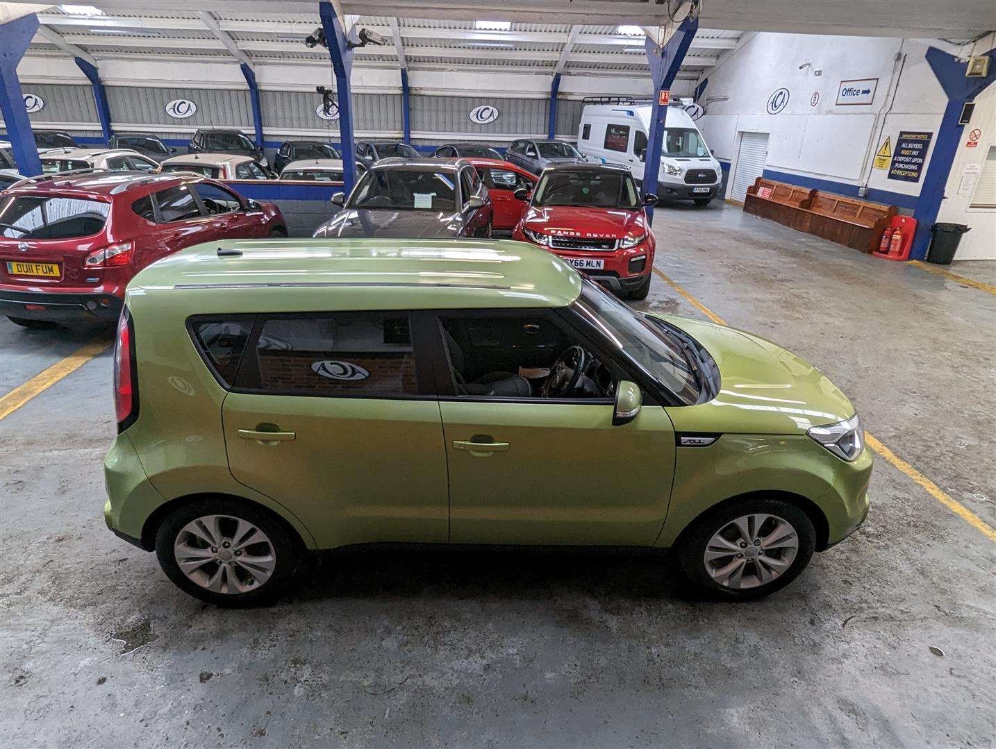 <p>2014 KIA SOUL CONNECT + CRDI</p>