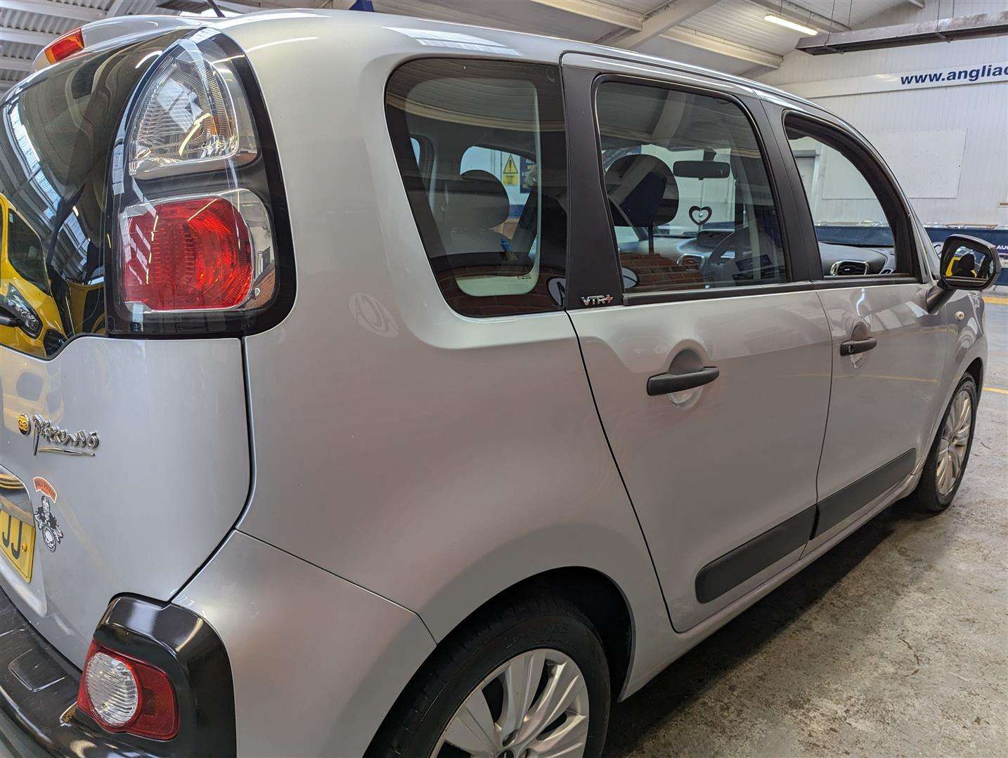 <p>2011 CITROEN C3 PICASSO VTR+ HDI</p>