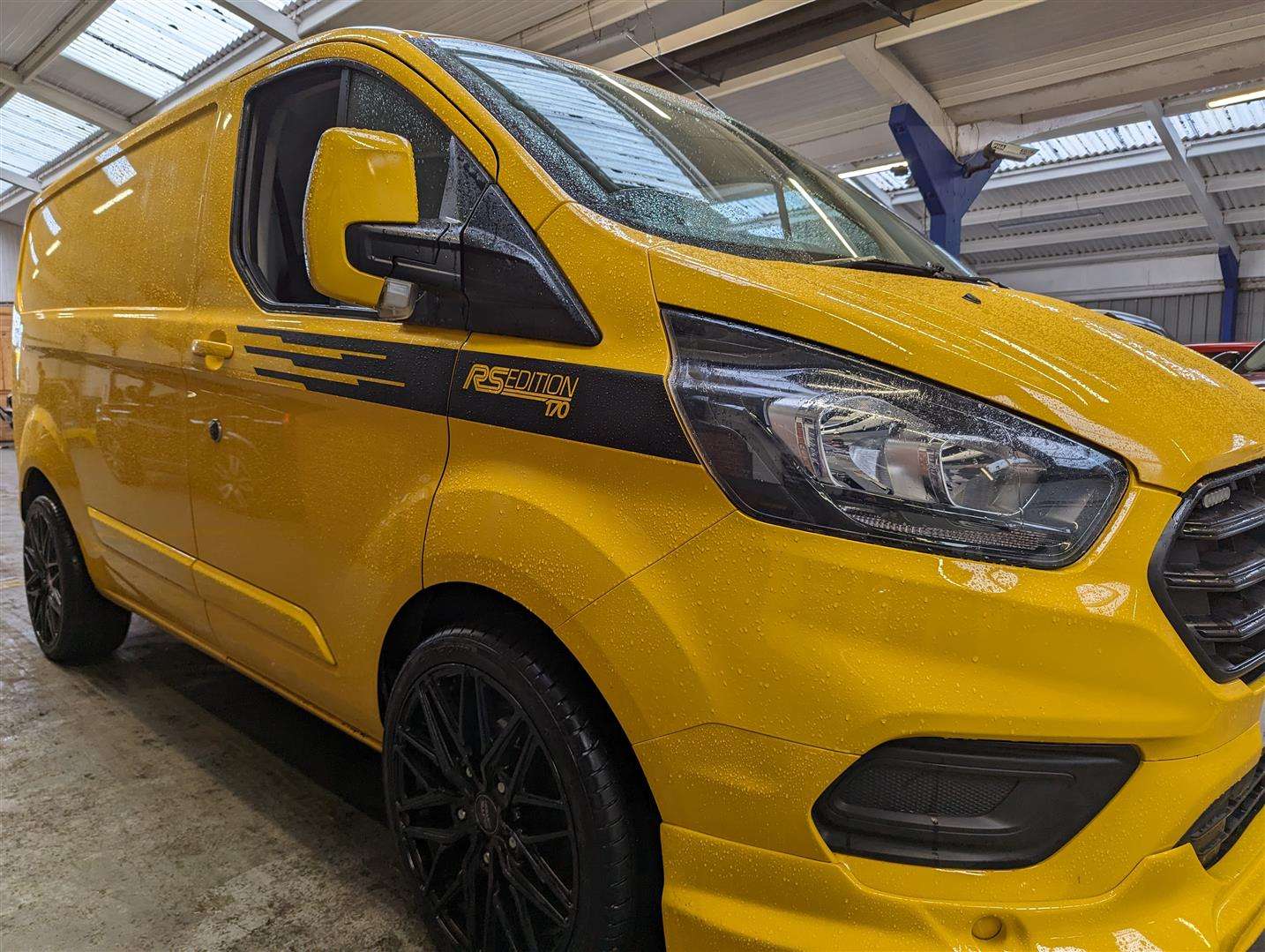 <p>2019 FORD TRANSIT CUSTOM 340 BASE</p>