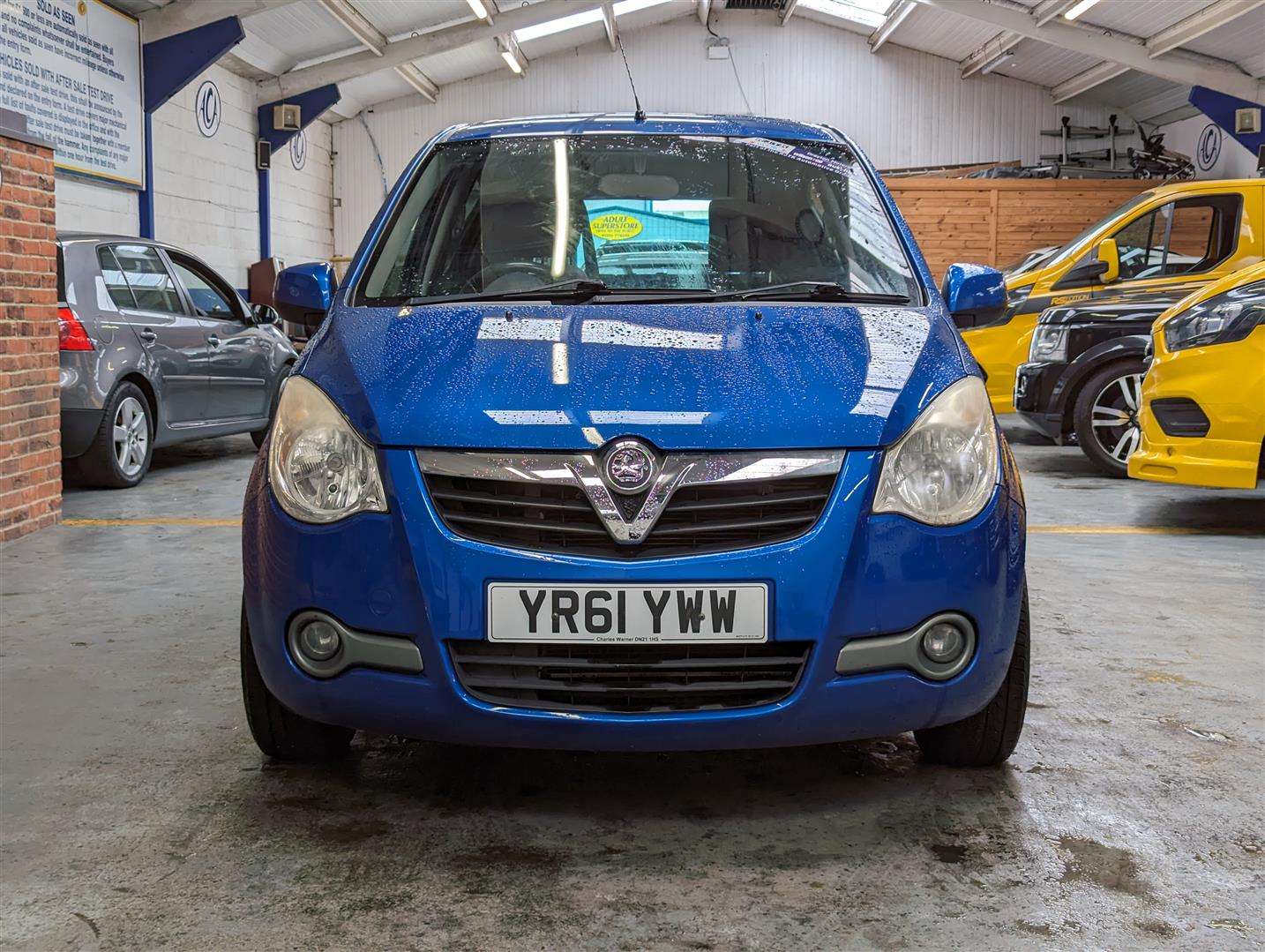 <p>2011 VAUXHALL AGILA SE</p>