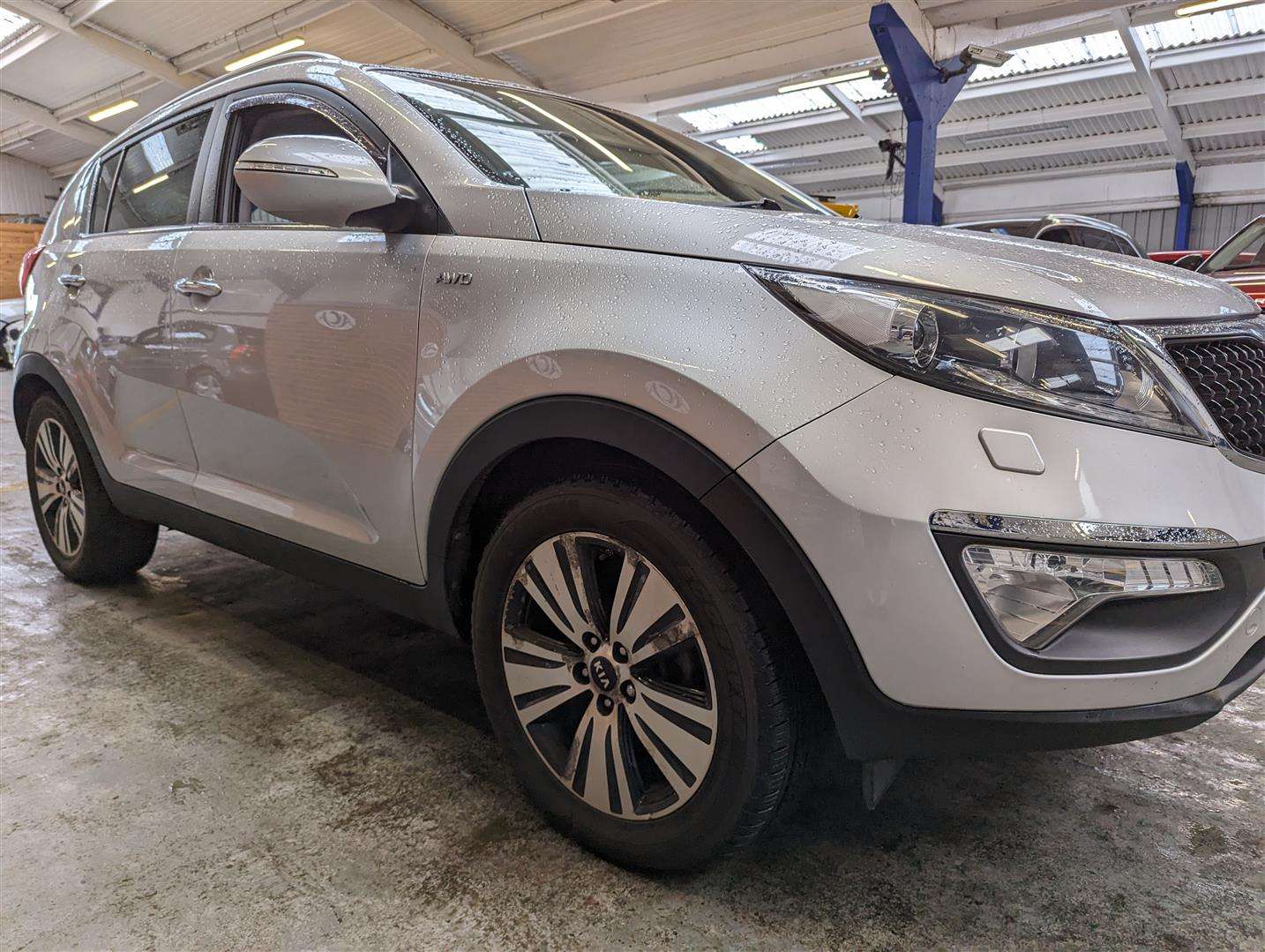 <p>2015 KIA SPORTAGE KX-3 SAT NAV CRD</p>