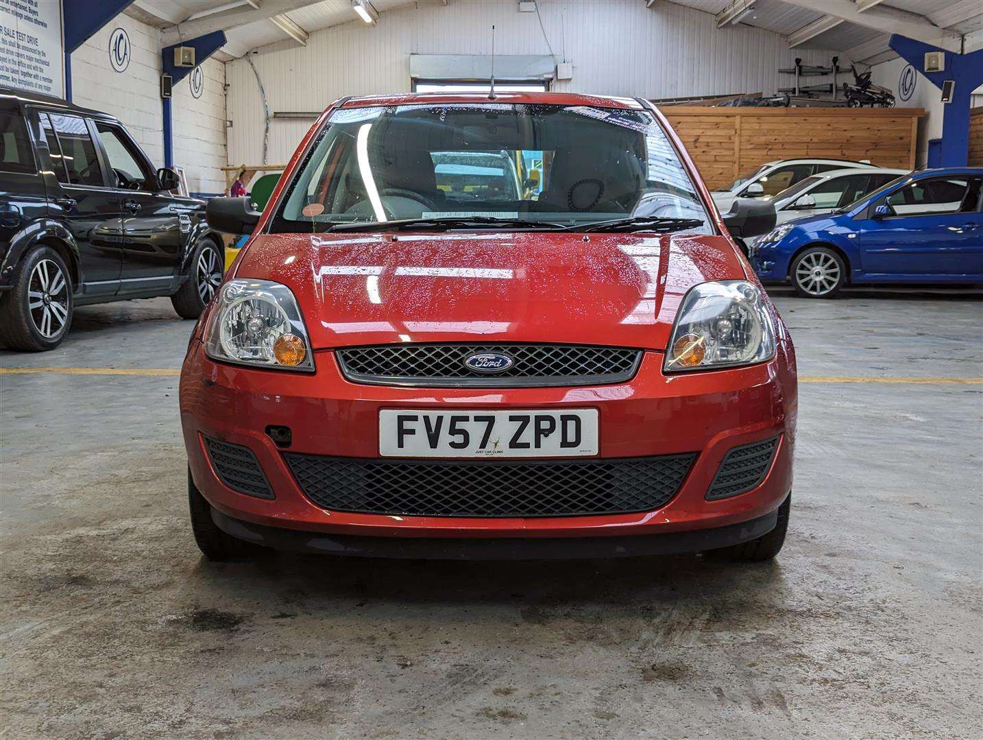 <p>2007 FORD FIESTA STYLE</p>
