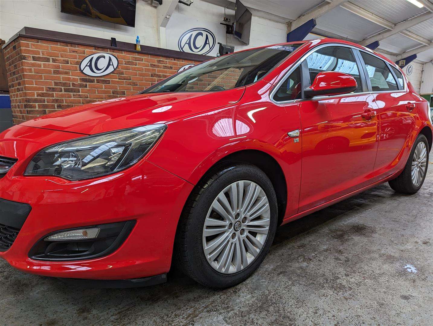 <p>2014 VAUXHALL ASTRA EXCITE</p>