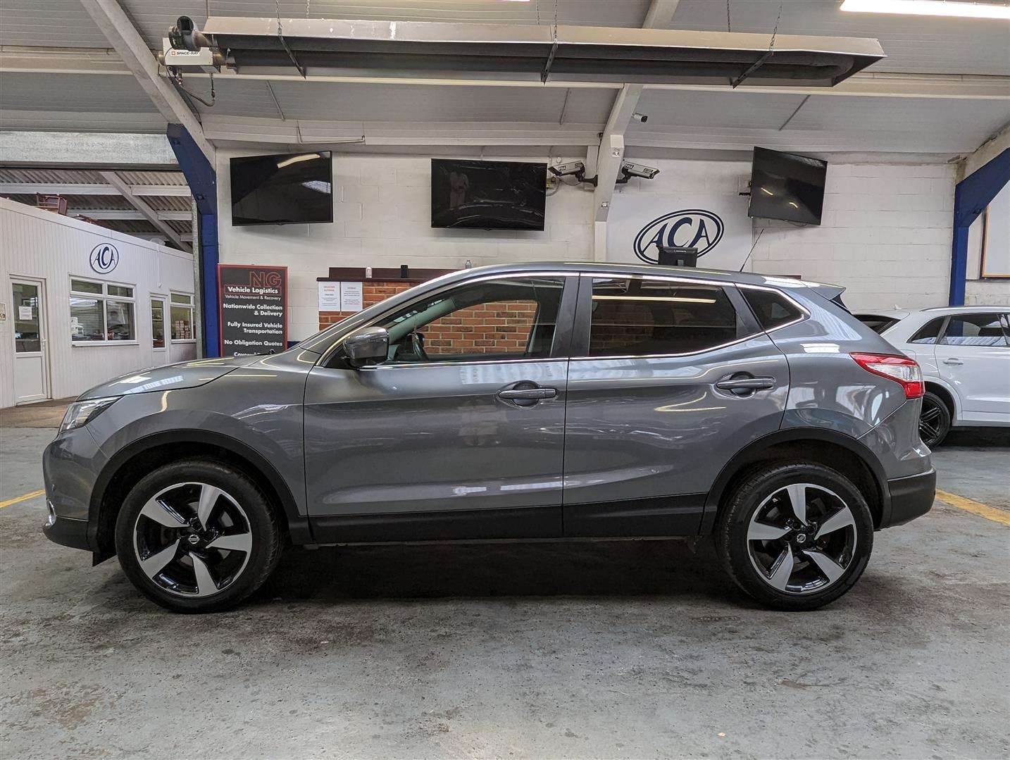 <p>2017 NISSAN QASHQAI N-CONNECTA DIG-T</p>