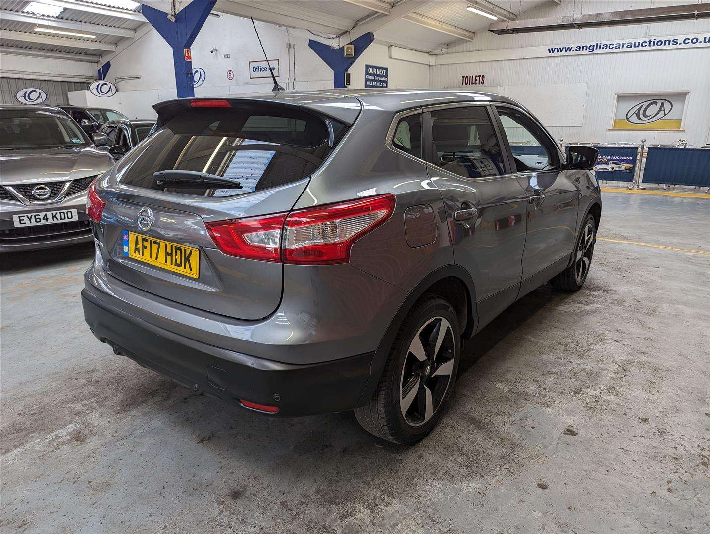 <p>2017 NISSAN QASHQAI N-CONNECTA DIG-T</p>