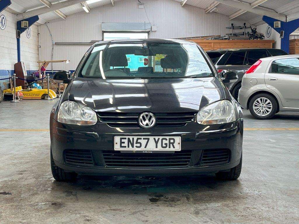 <p>2008 VOLKSWAGEN GOLF MATCH FSI 115 AUTO</p>